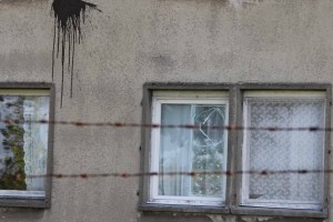 Angriff auf das Flüchtlingsheim in Waßmannsdorf: Farbflecken und eingeworfene Scheiben